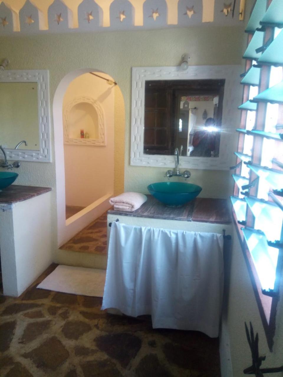 Pashmina House Bed & Breakfast Watamu Eksteriør bilde