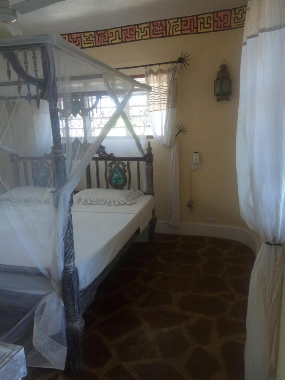 Pashmina House Bed & Breakfast Watamu Eksteriør bilde