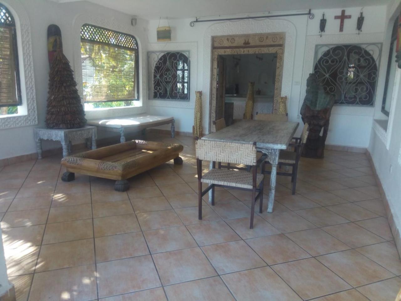 Pashmina House Bed & Breakfast Watamu Eksteriør bilde