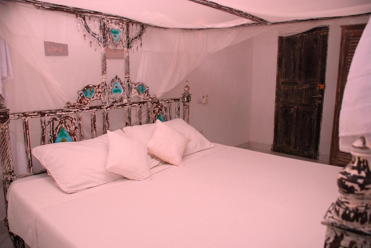 Pashmina House Bed & Breakfast Watamu Eksteriør bilde