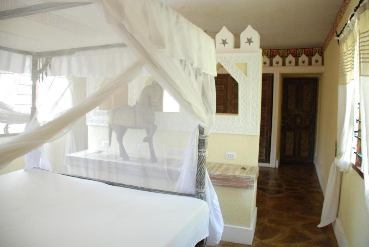 Pashmina House Bed & Breakfast Watamu Eksteriør bilde